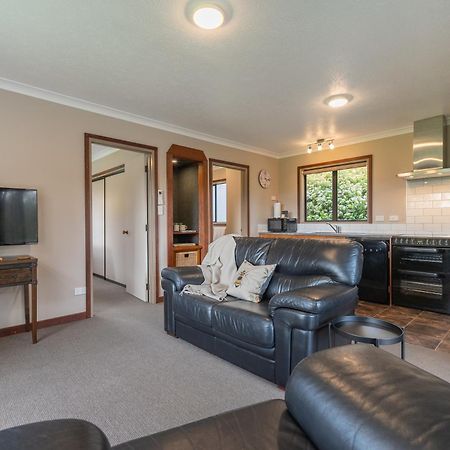 Te Anau Cottage Εξωτερικό φωτογραφία